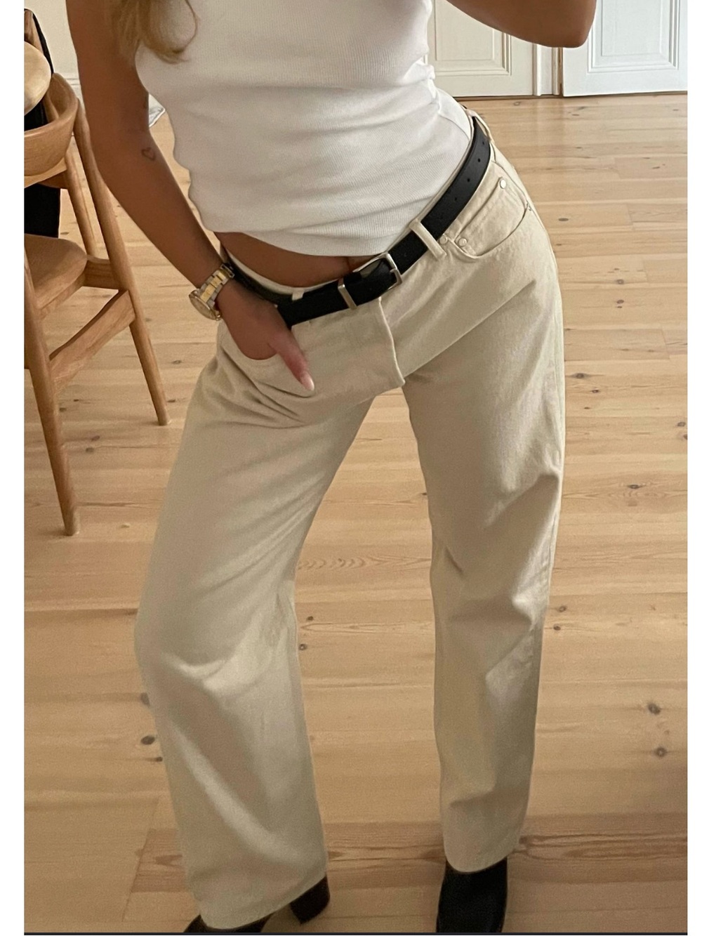 NWT Djerf Avenue Relaxed Jeans in Cream Size 28